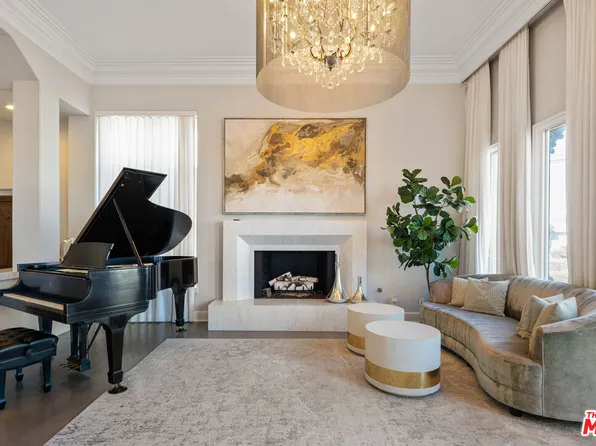 5202 Pacific Ave, Marina Del Rey, CA 90292