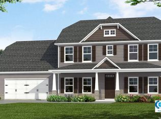 633 Long Lake Dr, Fuquay Varina, NC 27526