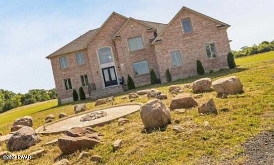2nd image of 168 Hty Rd