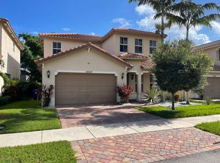 10527 NW 36th St, Pompano Beach, FL 33065