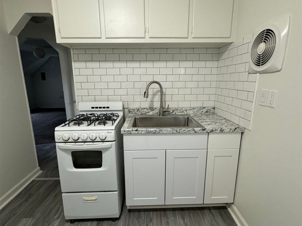 88 Vernon Ave FLOOR 2