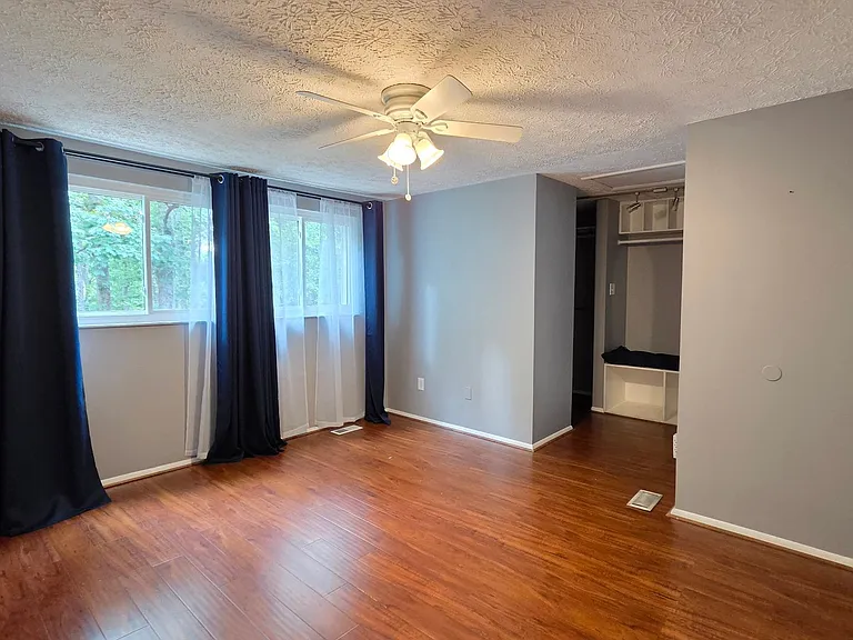 8256 Burning Forest Ct — Photo 15
