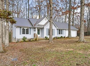 1703 Perimeter Dr, Jamestown, TN 38556