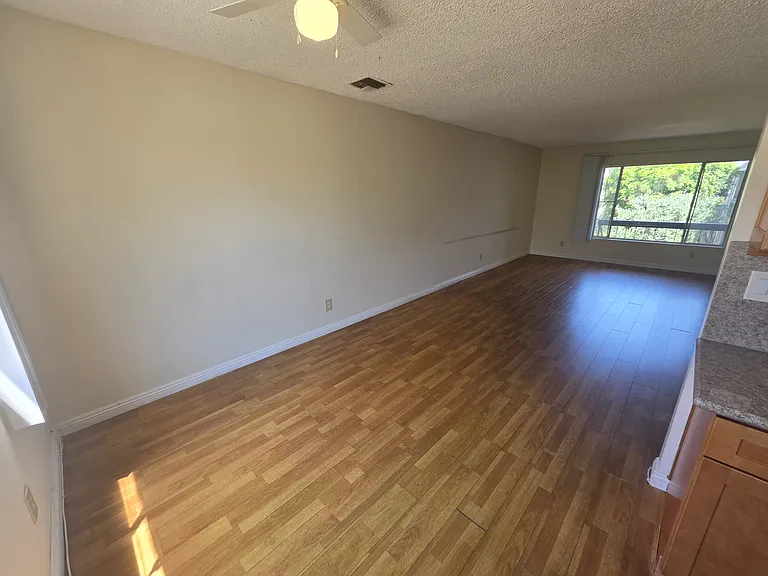 5055 Coldwater Canyon Ave #213 — Photo 3