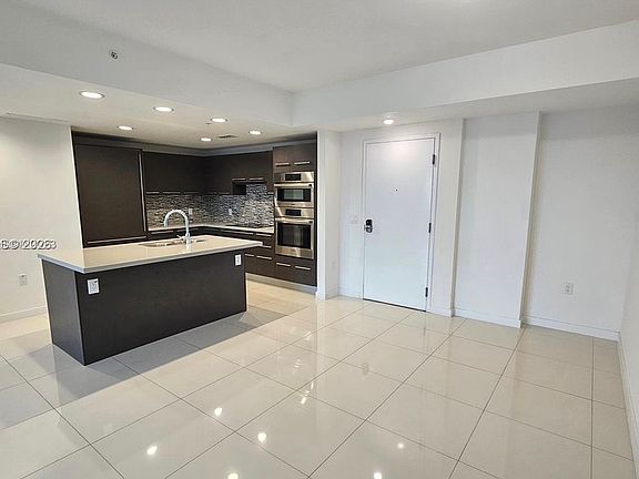 2nd image of 7875 NW 107th Ave APT 512