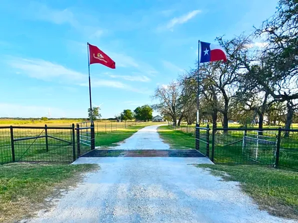 130 County Road 265 Rd, Comanche, TX 76442