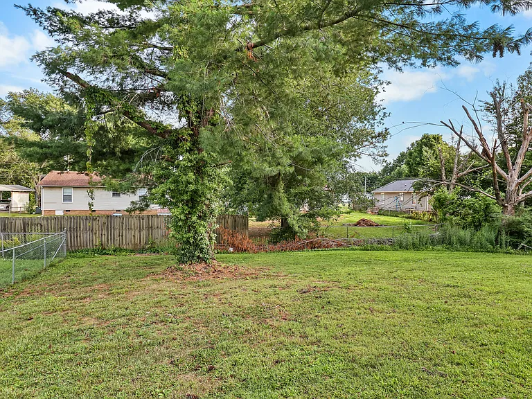 636 R S Bradley Blvd #A — Photo 22