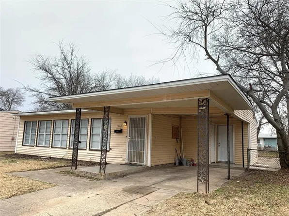 1118 Indian Hills Dr, Grand Prairie, TX 75051