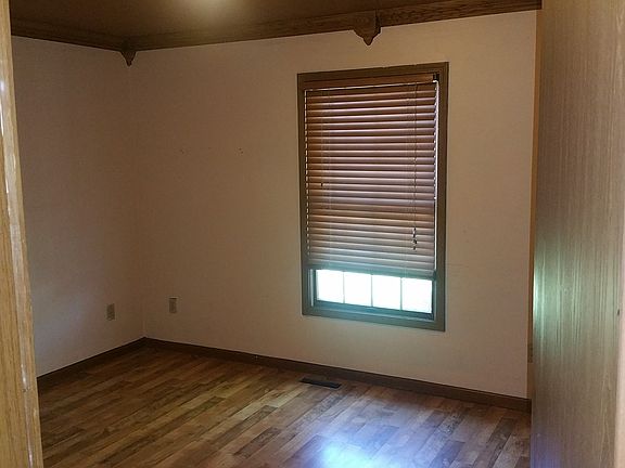 4th image of 504 Bayberry Dr
