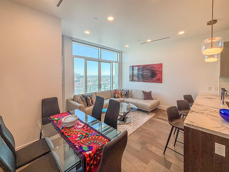 123 Lexington Ave #1402 — Photo 7