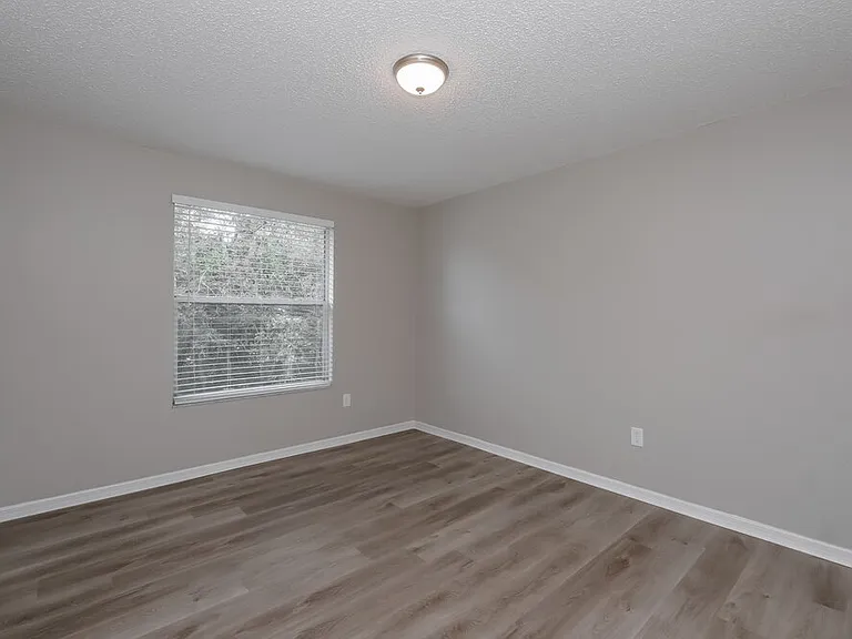 13423 Beechberry Dr — Photo 15
