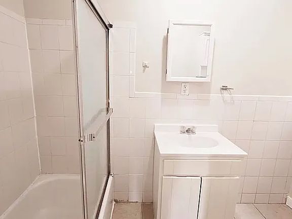 5th image of 672 Grand St #4
