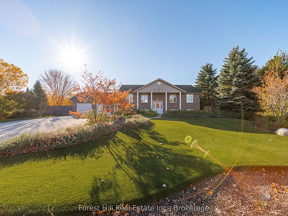 3rd image of 31 McKean Blvd