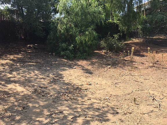 3rd image of Vacant Chatsworth Lot In