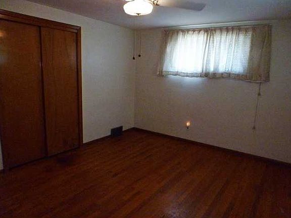 4th image of 721 Monterey St