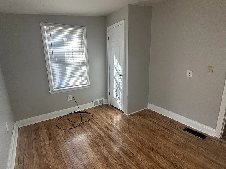 4009 Beaver St — Photo 6