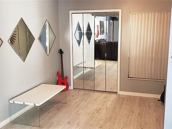 2nd image of 4948 Fiji Cir