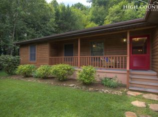 901 Bairds Creek Rd, Vilas, NC 28692