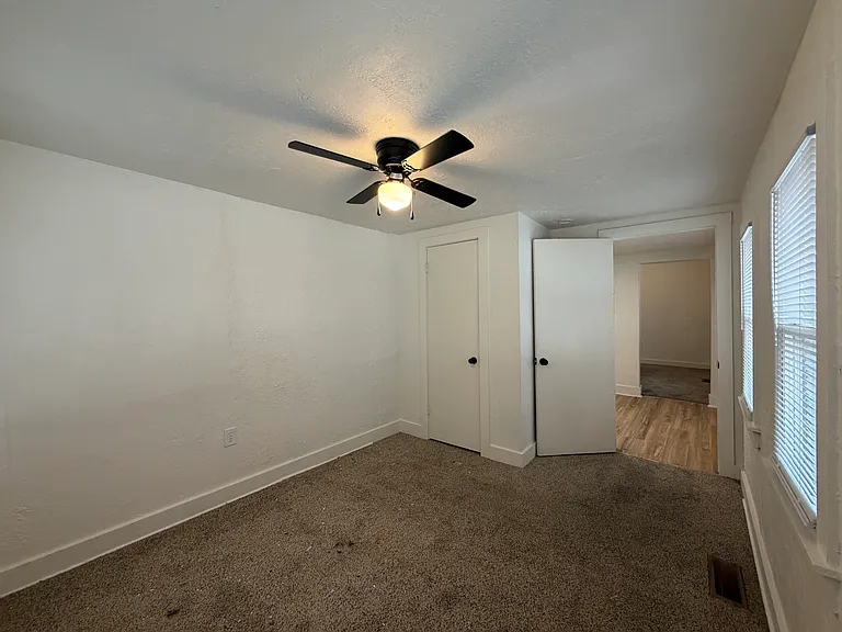 715 Asp Ave #7 — Photo 6