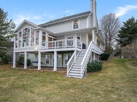 4th image of 15118 Willowwood Ct