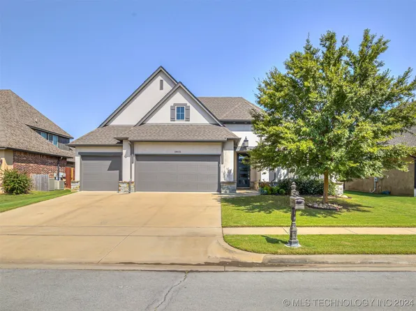 18615 E 44th St S, Tulsa, OK 74134