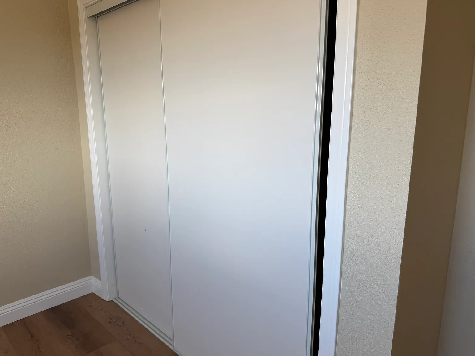 4 bed, 1674 sqft, $2,900 — Photo 3