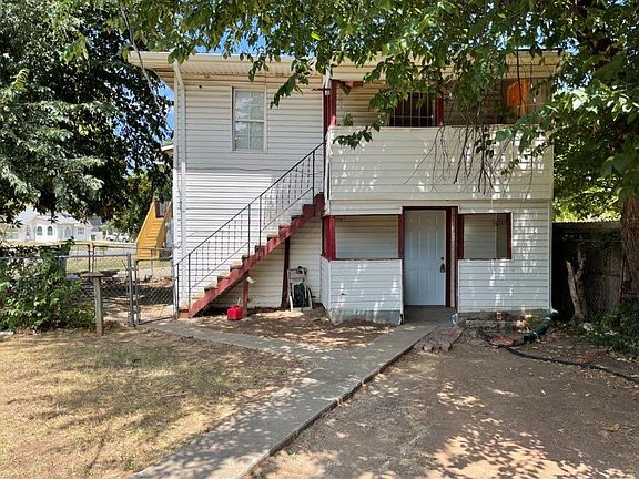 3rd image of 1446 1/2 NW 31st St APT B