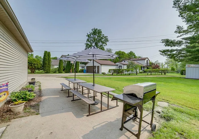 4 bed, 2000 sqft, $2,500 — Photo 4