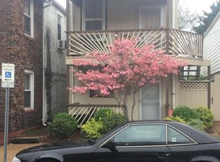 1713 Edwards St, Saint Louis, MO 63110