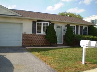 225 S Center St, Cleona, PA 17042