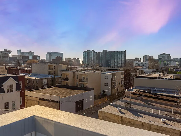 438 Wiota St #2R — Photo 6