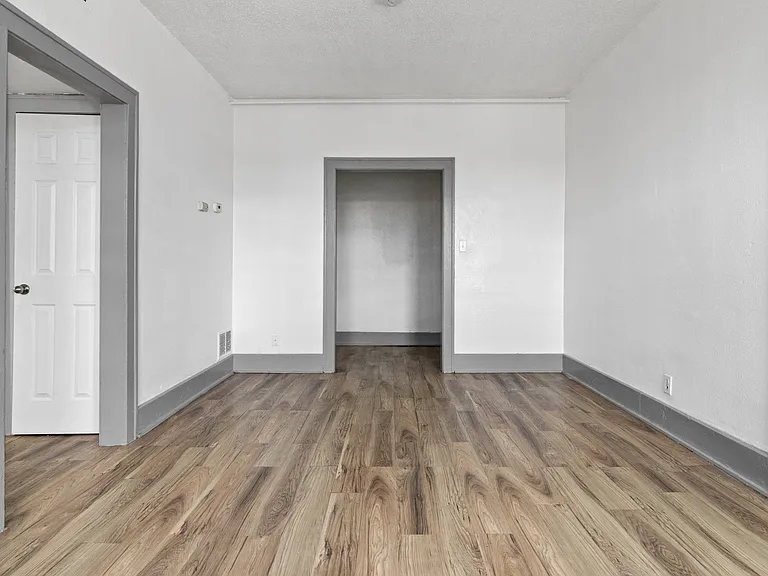 2199 Lansing St #300 — Photo 12