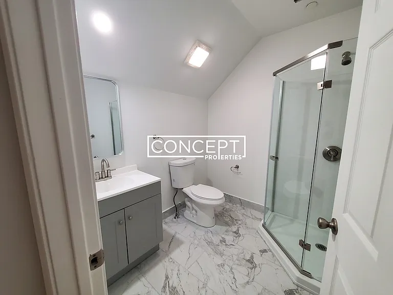 57 Circuit St #B — Photo 24