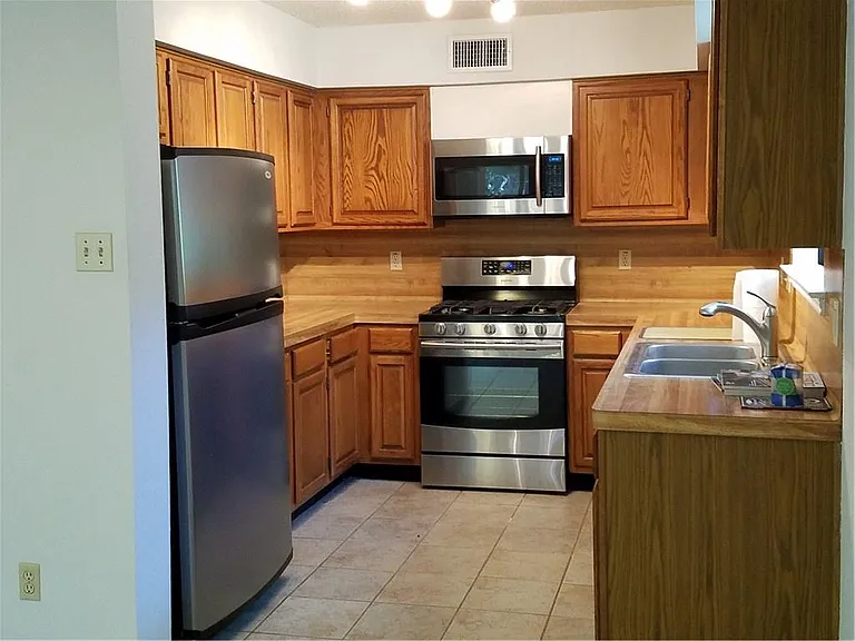 4809 Misty Brook Cv — Photo 8