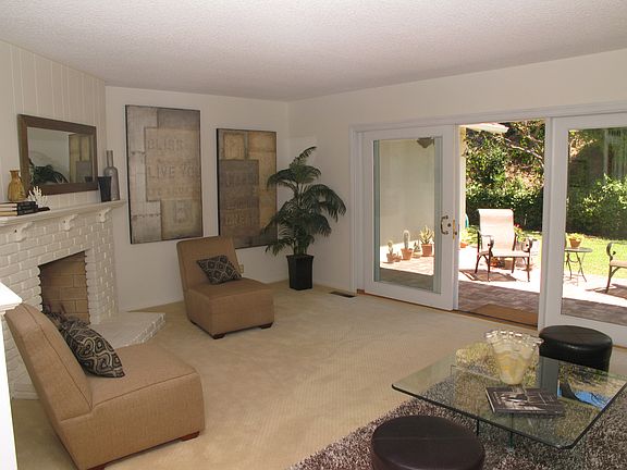 3rd image of 1648 N Pacific Ave