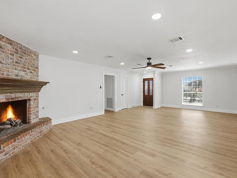 11507 Barwood Bend Dr — Photo 5