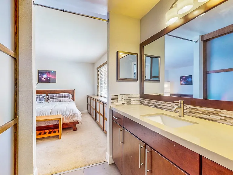 6543 Peachtree Ln — Photo 33
