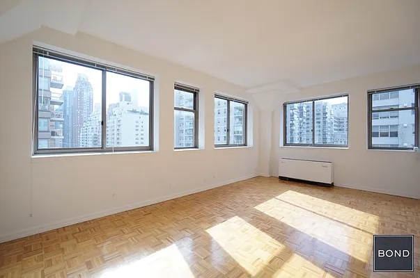 Rented by Bond New York | media 1