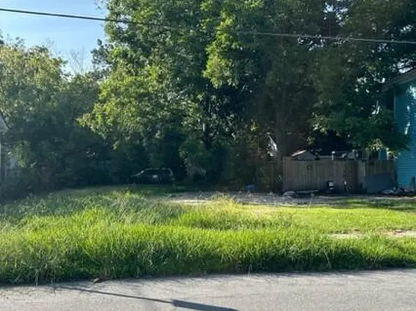 705 2nd St Lot 32, Elizabeth City, NC 27909