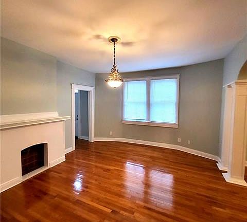 5th image of 3135 Louisiana Avenue Pkwy