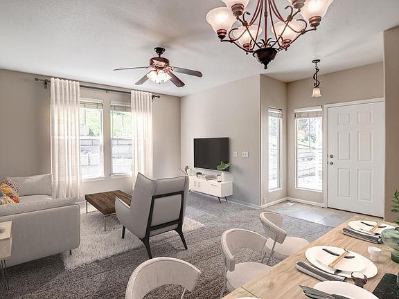 Living Room / Dining Room