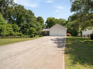 921 Pace Rd, Hiram, GA 30141