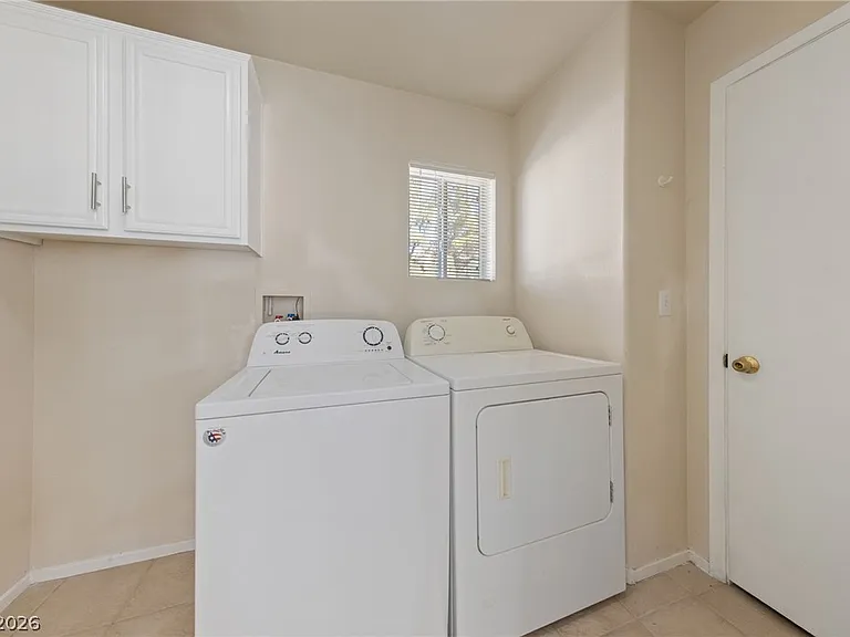 8025 Cherish Ave — Photo 14