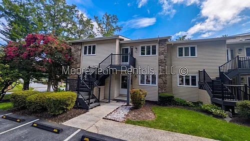 471 Britton Creek Dr Photo 1
