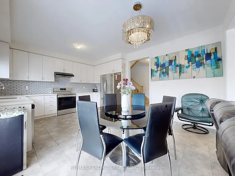 22 Pietrowski Dr #UPPER — Photo 18