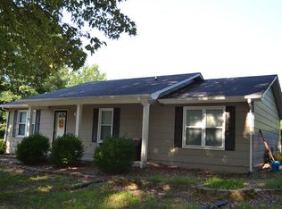4163 Old Medina Rd, Medina, TN 38355