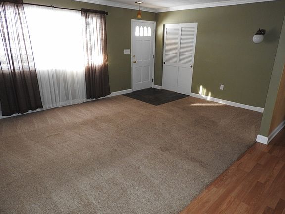 2nd image of 2501 Loris Dr