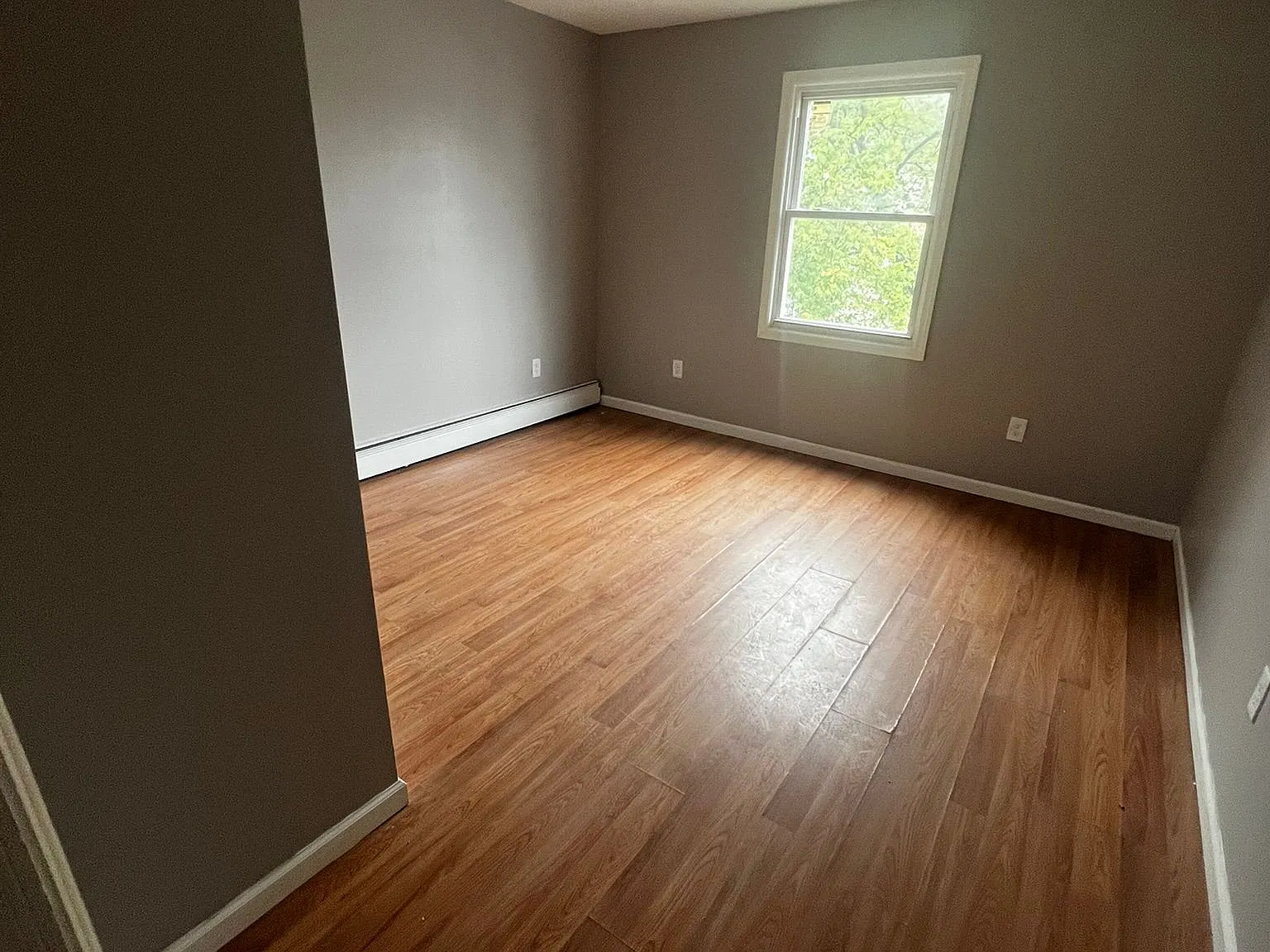 3 bed, $2,175 — Photo 2