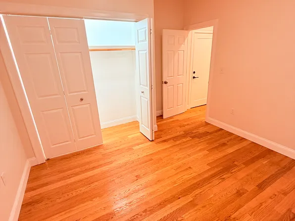 18 Queensberry St #7, Boston, MA 02215