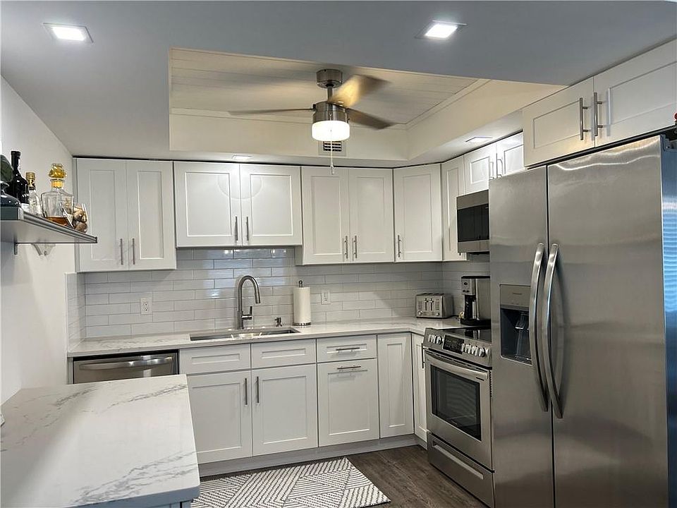 1st image of 3061 Oakridge F #3061